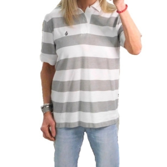 VOLCOM WMNS MULLIGAN GRAY/WHT STRIPE PIQUE POLO - Picture 2 of 6
